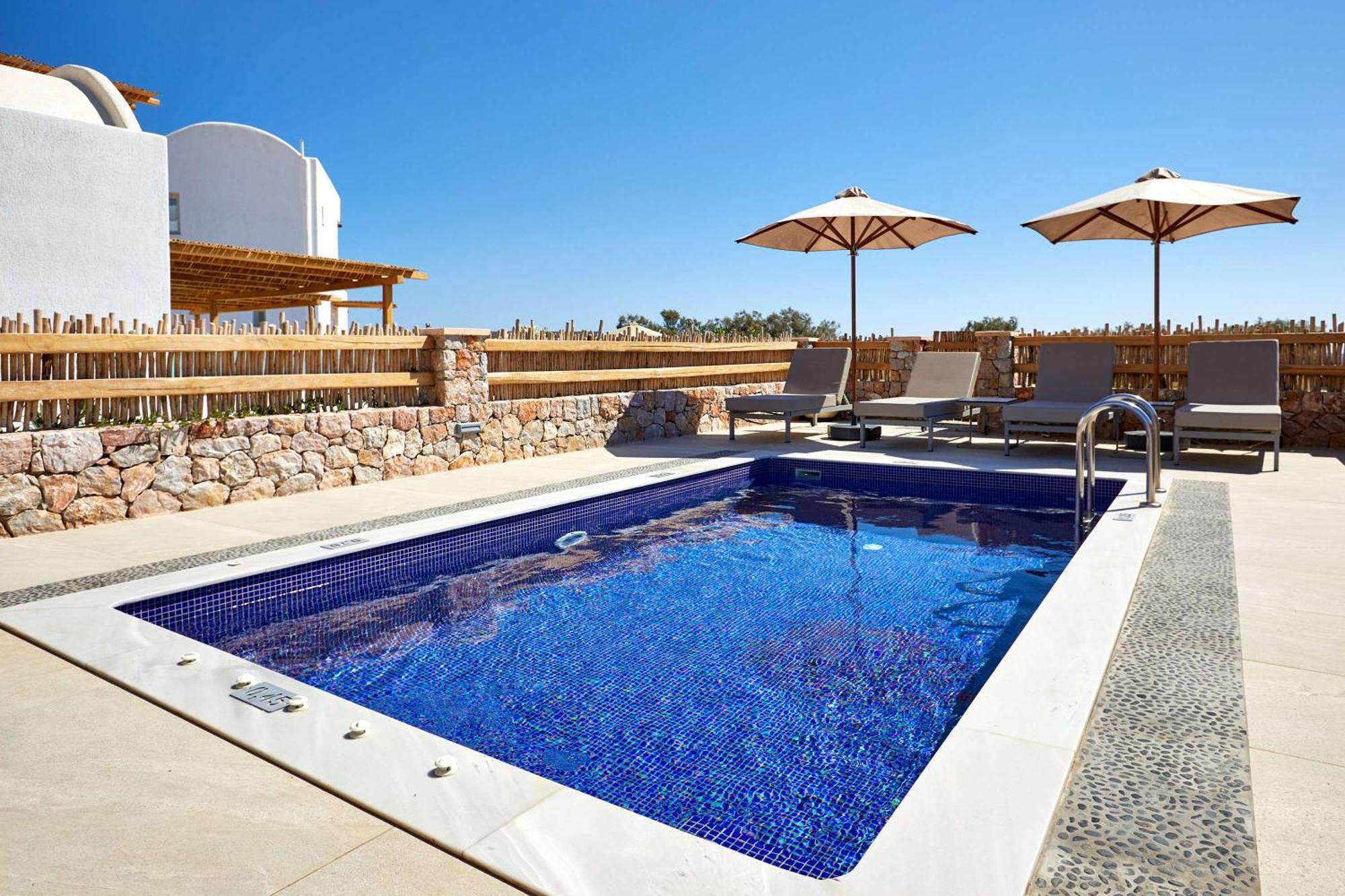 Sea Breeze Santorini Beach Resort, Curio By Hilton Agios Georgios  Exterior foto